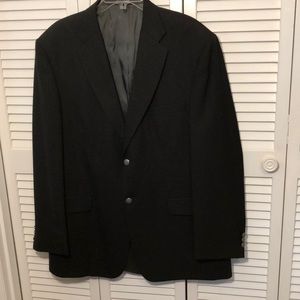 Men’s black Stafford suit jacket size 44L like new